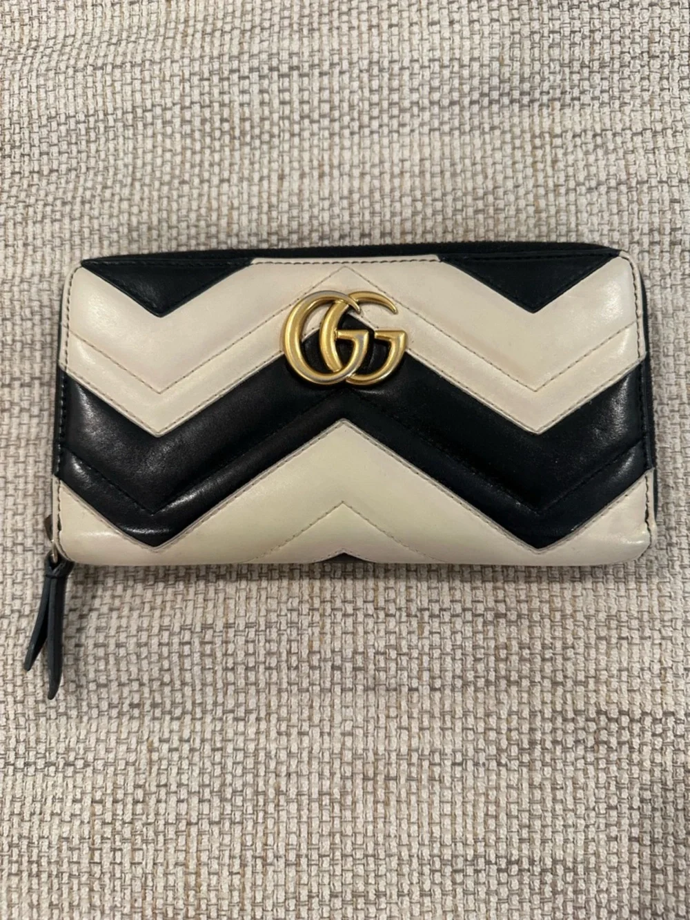 Gucci GG Marmont Matelassé zip-around wallet - Picture 2 of 12
